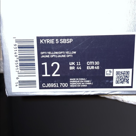 spongebob kyrie 5s footlocker